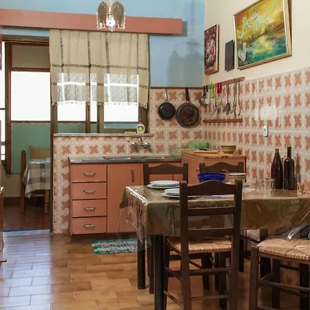 Spacious In The City Of Rodos Appartement *